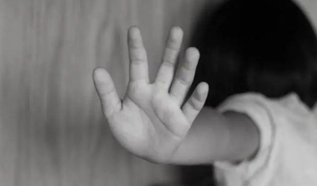 13 yaşındaki çocuğa cinsel istismar davasında 33 kişi tutuklandı