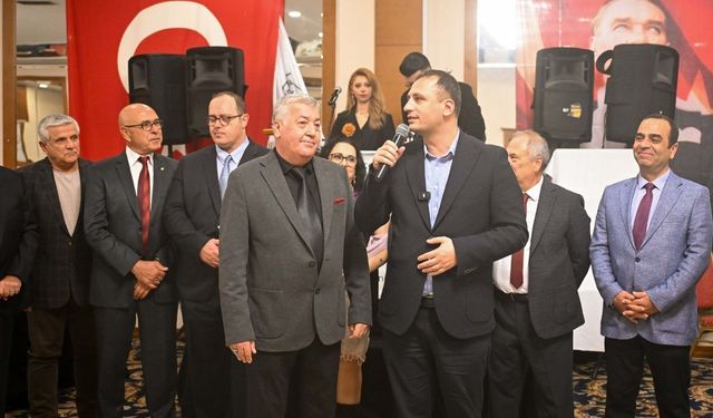 İzmir Bornovalı Giritliler geleneksel gecede bir araya geldi