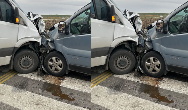 İzmir Seyrek Yolu'nda kaza! Trafikte aksaklık