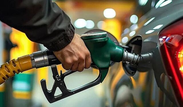 Motorinde tarihi eşik aşıldı: Zamların arkasında ne var?