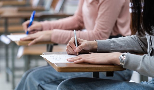 YÖK’ten tarihi adım: Üniversite süresi 3 yıla düşüyor, dersler sadeleşiyor