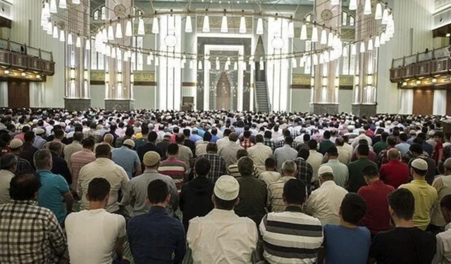 Namaz vakitleri: 2 Ocak 2025 akşam ezanı saatleri