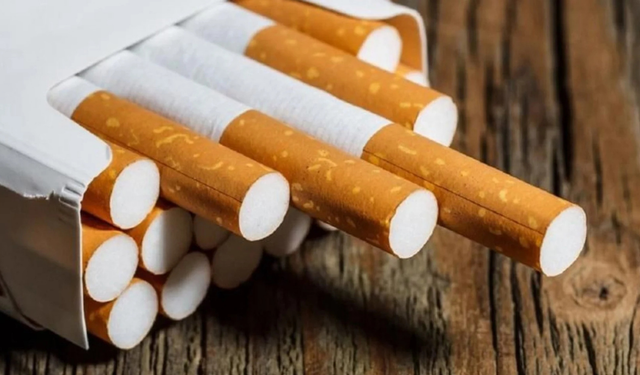 Zam dalgası sürüyor: Sigarada bir grup daha fiyat artırdı