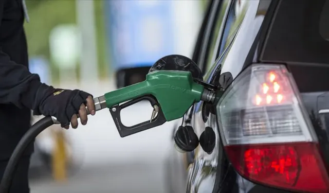 Akaryakıtta sert düşüş: Brent Petrol geriledi, motorinde indirim kesinleşti