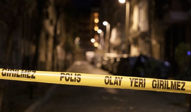 Yaşlı adam kulağı kesilmiş halde ölü olarak bulundu