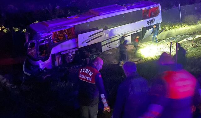 Aydın'da yolcu otobüsü şarampole yuvarlandı: 1 ölü, 32 yaralı!