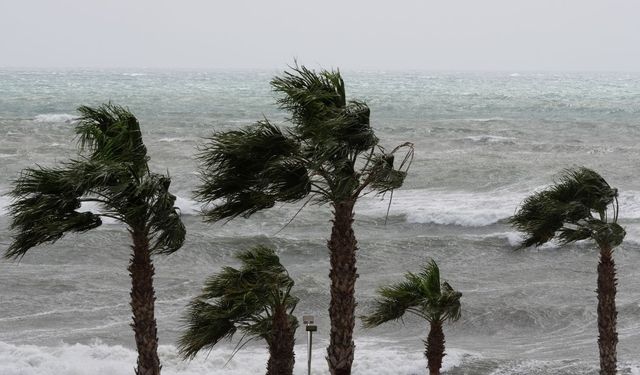 27 Ekim Salı günü İzmir’de sağanak yağış etkili olacak