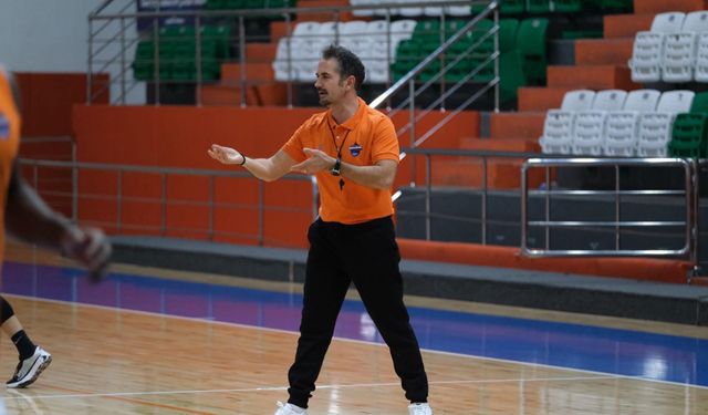 Karşıyaka’da kurtuluş umudu Ahmet Çakı oldu