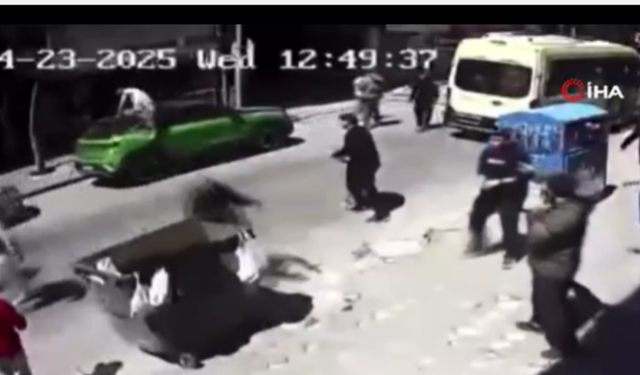 17 yaşındaki bir genç, deprem anında evinin balkonundan atladı!