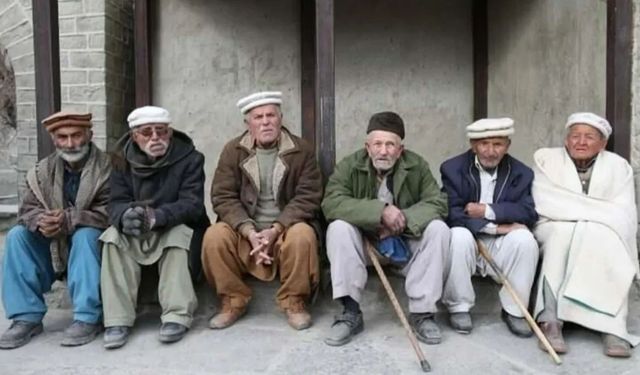 Hunza Türkleri 145 yaşına kadar yaşıyor: Bilim insanları peşinde!