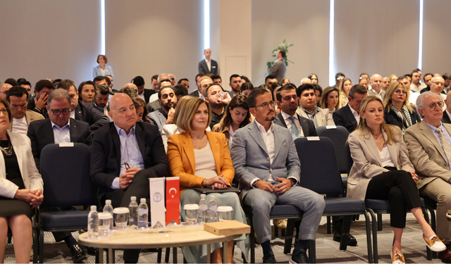 EGİAD’ın 82. EGE toplantısının konuğu Ali Sabancı oldu