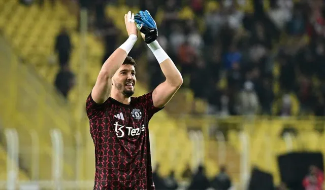 Göztepe’de kaleye Altay Bayındır mı geçecek?