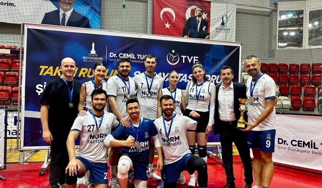 İzmir’de şirketler arası voleybol turnuvası sona erdi: Şampiyon Norm Holding