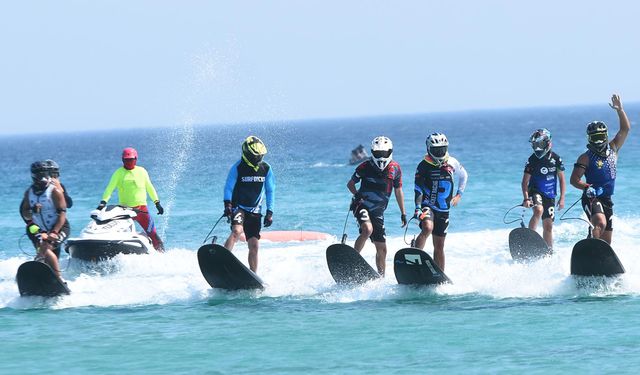 Çeşme'de Dünya Motosurf Şampiyonası heyecanı