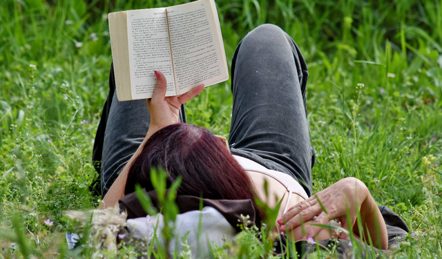 Sadece 6 dakika yetiyor: Kitap okumanın stres üzerindeki etkisi ortaya çıktı