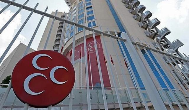 SİYASET