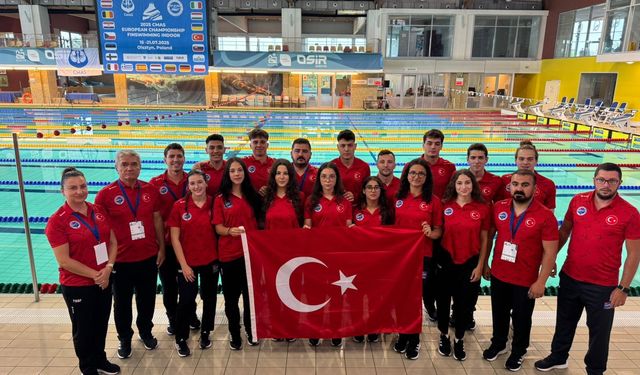 Türkiye’ye paletli yüzmede altın ve bronz madalya