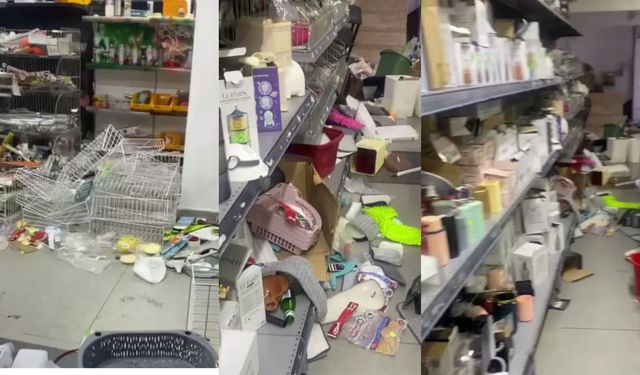 Karabağlar’daki AVM’de indirim izdihamı!