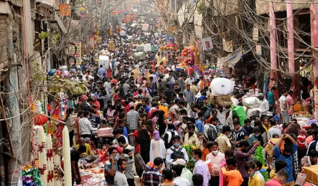 Dünyanın en kalabalık ülkeleri belli oldu!