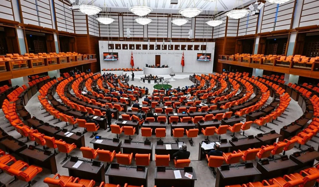 12 milletvekilinin dokunulmazlıkları kaldırılıyor