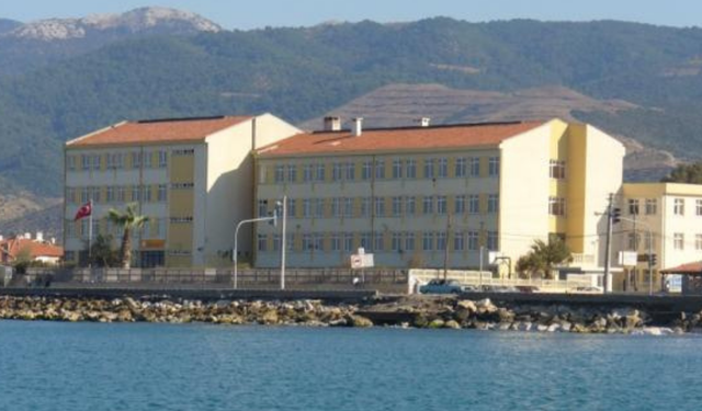 60. Yıl Anadolu Lisesi öğretmenlerinden örnek dayanışma