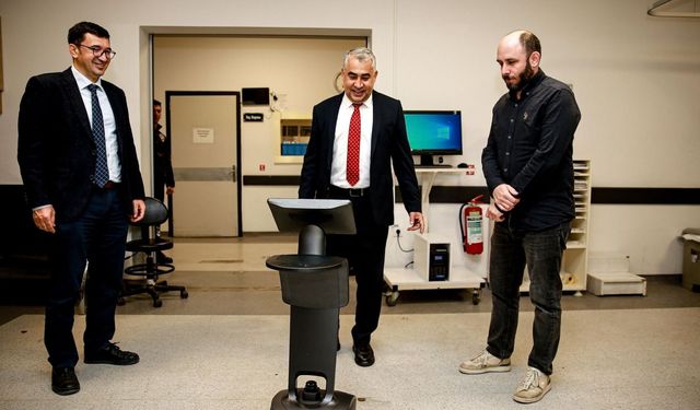 ADÜ Hastanesi Acil Servisinde robot destekli dönem başladı