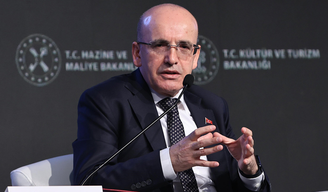 Bakan Şimşek: Cari açık bu yıl artacak ancak yönetilebilir seviyede kalacak