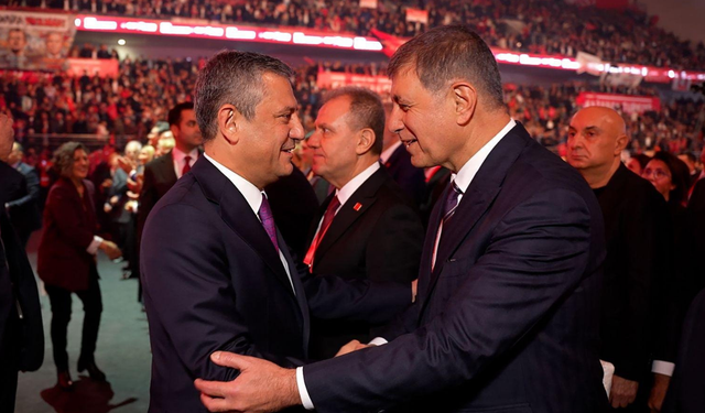 Cemil Tugay’dan kurultayda net mesaj: “Kadro tartışması sona erdi”