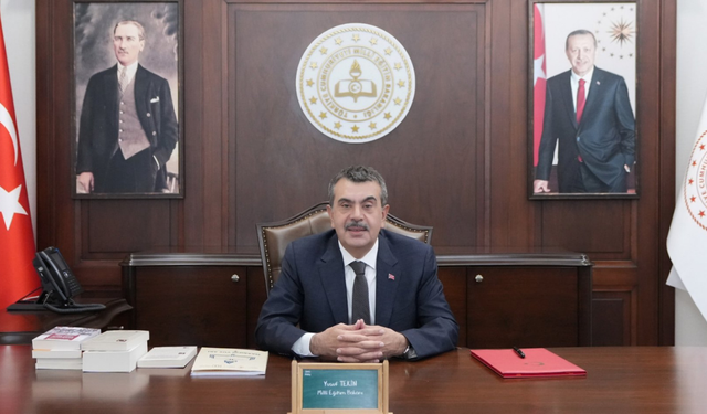 Bakan Tekin’den 24 Kasım Öğretmenler Günü mesajı