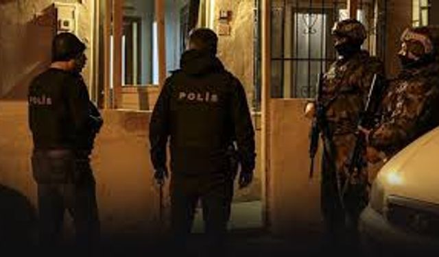 İzmir’de “Saraçlar” çetesine büyük darbe
