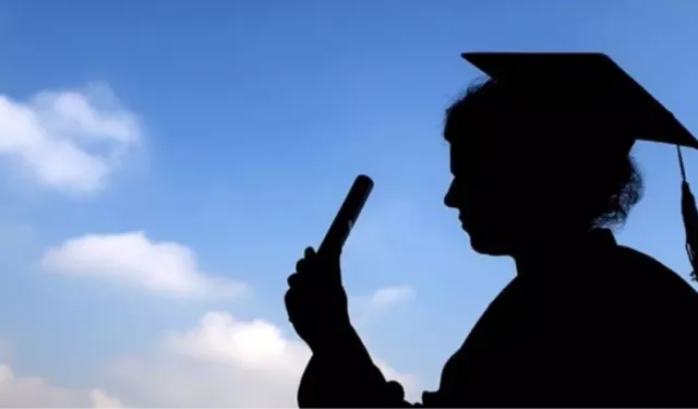 YÖK’ten yeni uygulama: Başarılı öğrenciler üniversiteyi 3 yılda bitirebilecek