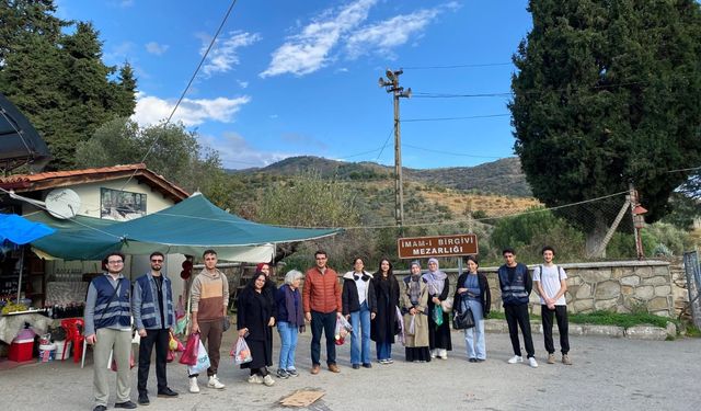 İzmirli öğrenciler Tire’de buluştu