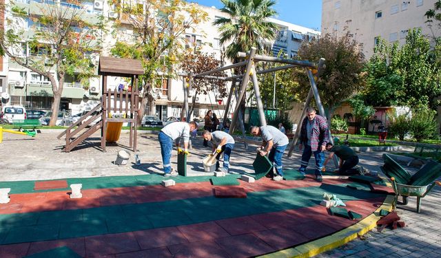 Karşıyaka’nın parkları yenileniyor: 1 ayda 7 parkta güvenli ve modern dokunuş