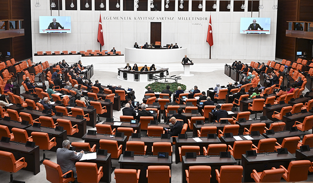 Üst düzey bürokratlara yapılacak olan zam iptal edildi