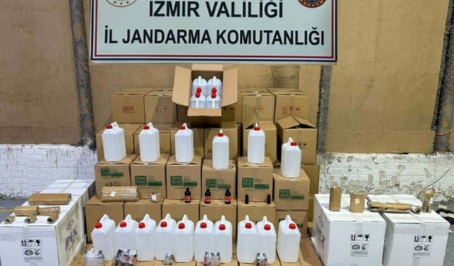 Yılbaşına sayılı günler kala İzmir'de 2 bin 850 litre sahte etil alkol bulundu