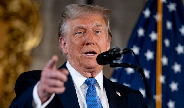 Trump’tan Fed mesajı: Benimle aynı fikirde olmayan Fed Başkanı olamaz