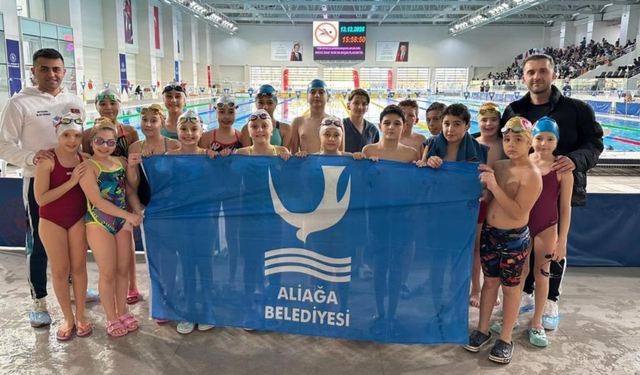 Aliağa’nın yıldız yüzücüleri İzmir’de zirveye yaklaştı