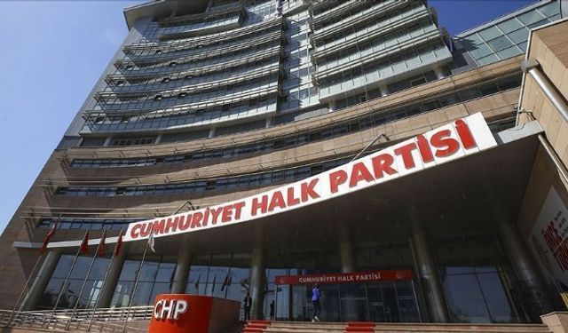 CHP gölge kabineyi belirledi: İzmir’den 3 isim yeni yapıda görev aldı!