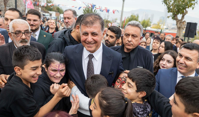 Güzel İzmir hareketi Dr. Cemil Tugay'ın öncülüğünde tam gaz devam ediyor