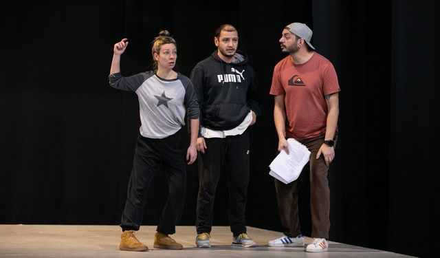 İzmir Şehir Tiyatroları, Don Kişot prömiyerine hazırlanıyor