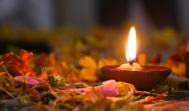 İzmir’de 14 Aralık Pazar elektrik alarmı: 17 ilçe saatlerce enerjisiz kalacak!