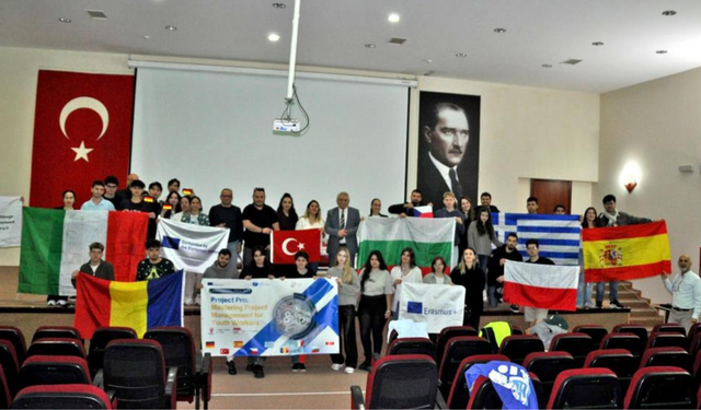 Avrupa’nın gençlik gücü Çeşme’de toplandı