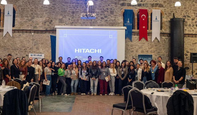 Şehrine Değer Kat etkinliği tasarım öğrencilerini bir araya getirdi