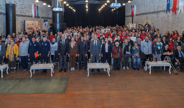 İzmir Büyükşehir Belediyesi, 3 Aralık Engelliler Günü etkinliği düzenledi