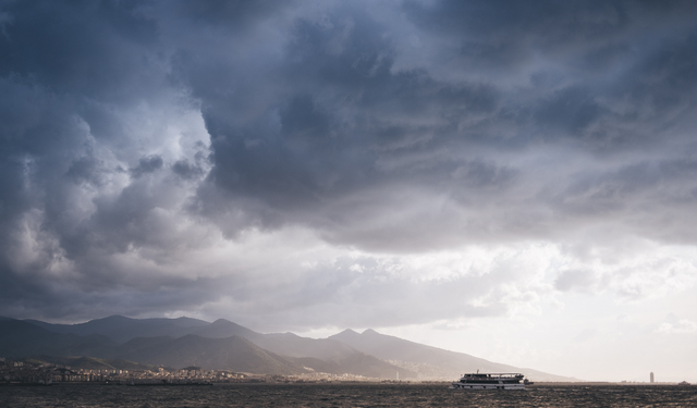 İzmir'de bugün hava nasıl olacak?