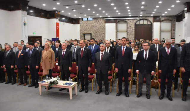 İzmir’den yeşil dönüşüm adımı: Vali Elban’dan sanayicilere kaynak verimliliği çağrısı