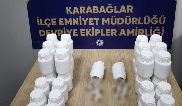 Karabağlar’da yasaklı madde baskını: 2 şüpheli yakalandı