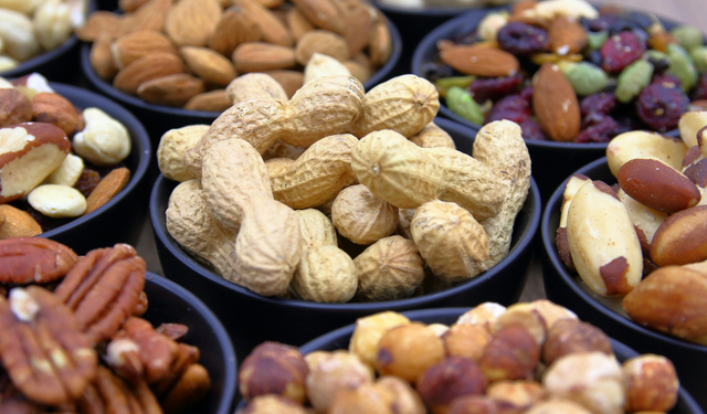 Zirai don ve kuraklık kuruyemiş fiyatlarını vurdu: Yılbaşına günler kala fiyatlar yükselişe geçti