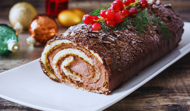 Yılbaşı Sofrasının Yıldızı: Kütük Pasta