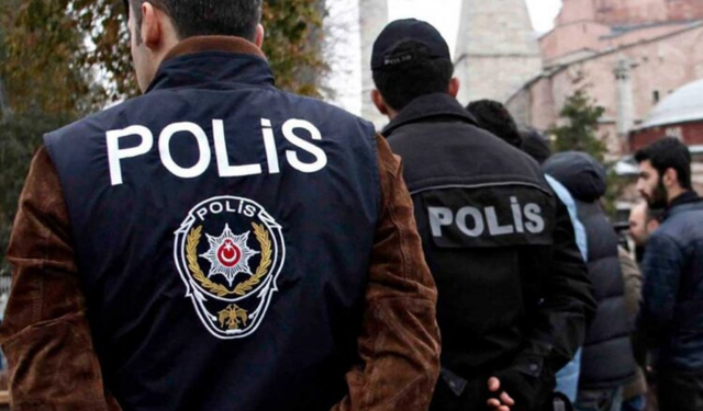 Bergama Polisi’nden büyük darbe: 2 zehir taciri şüphelisi tutuklandı